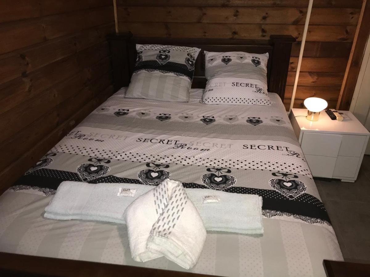 Chambre1 Residence Beauregard Koungou Bagian luar foto